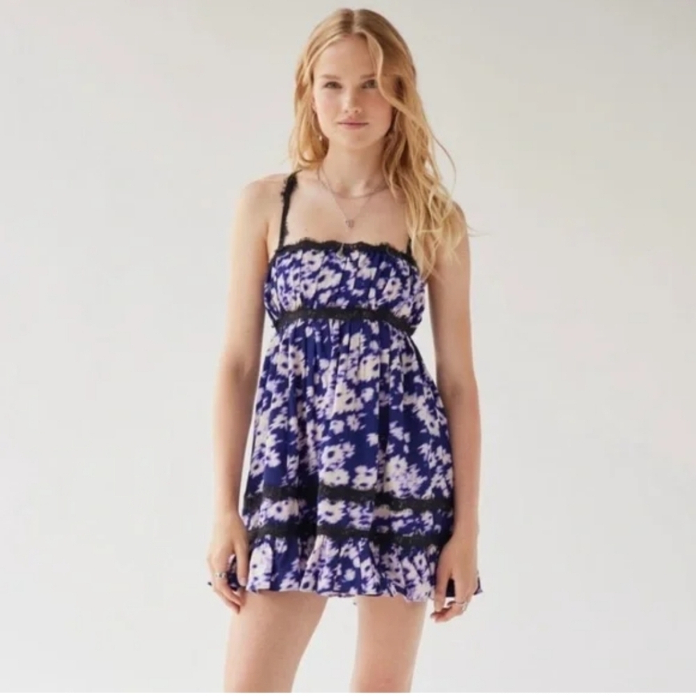 Urban Outfitters tie Dye Strappy minidress with pockets size M NWT